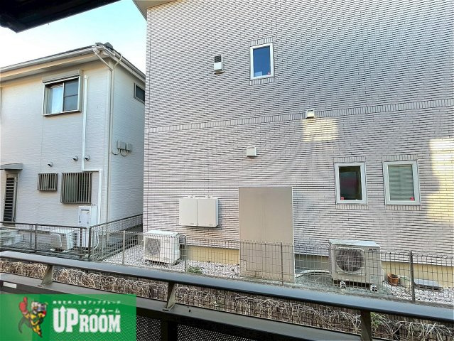 ソフィアノダの玄関