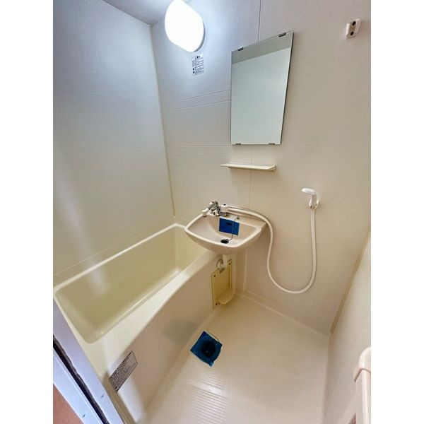 シャトー黄金　名古屋市賃貸　仲介手数料無料の浴室