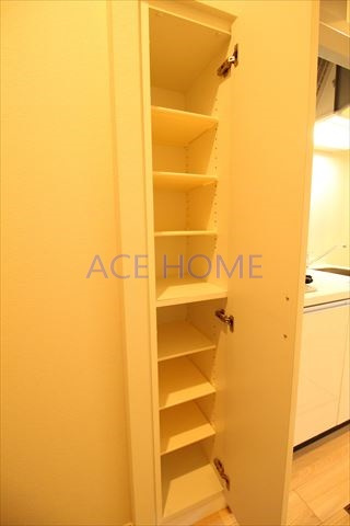 【玄関】 | スプランディッド難波