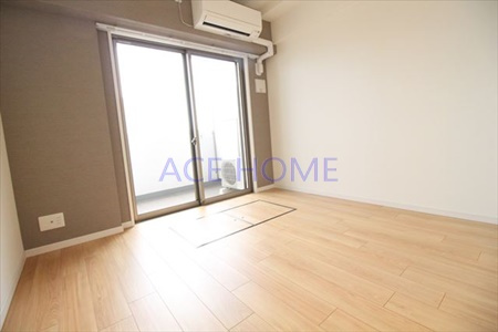 【内装】 | スプランディッド難波