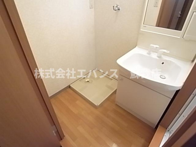 【洗面所】 | グランチェスタ千葉寺Ⅱ | 使いやすい洗面所です