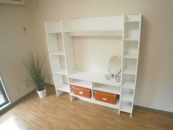 ロイヤルメゾン王子公園の居間・リビング