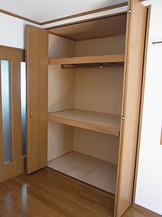 ハイツ中山手の収納