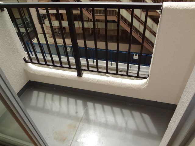 葺合マンションのバルコニー