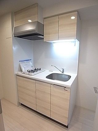 プレサンス神戸元町ベルシオンのキッチン