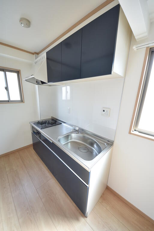 呉ビルのキッチン