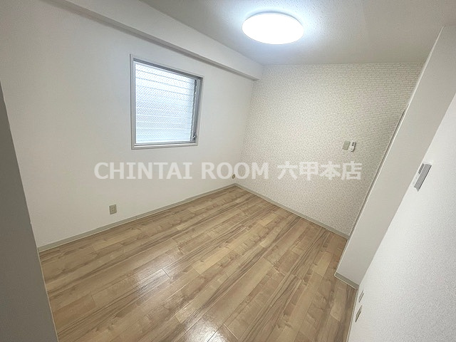 Blanc上筒井通の洋室