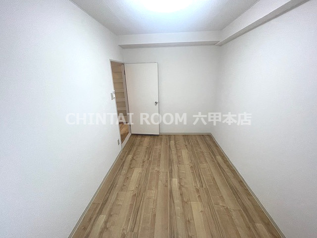 Blanc上筒井通の洋室