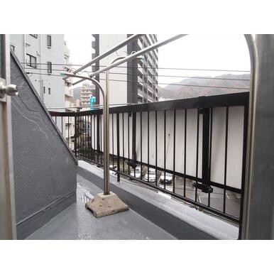 幸楽園ビルのバルコニー