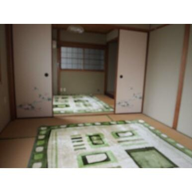 幸楽園ビルの居間・リビング