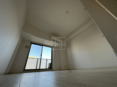 【洋室】 | アドバンス難波レーヴ | アドバンス難波レーヴ　洋室