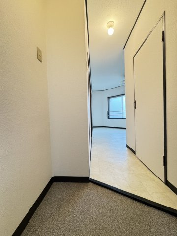 マンション三木の玄関