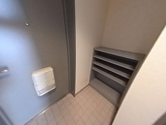 シーポート2の玄関