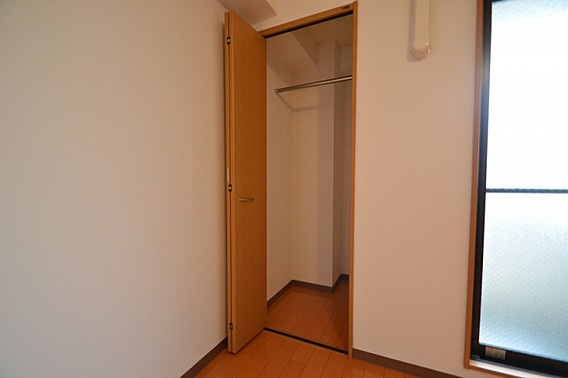 サントル花隈の収納