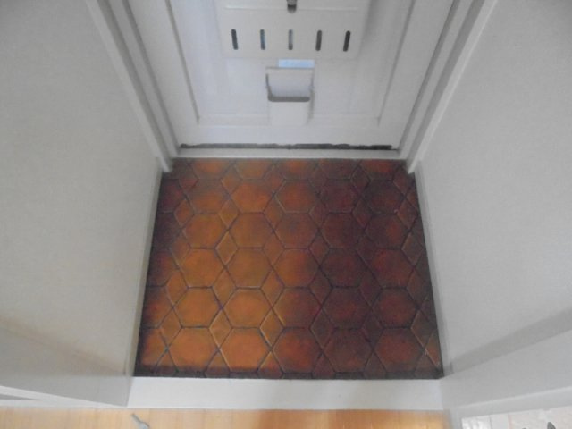 元町北ハイツの玄関