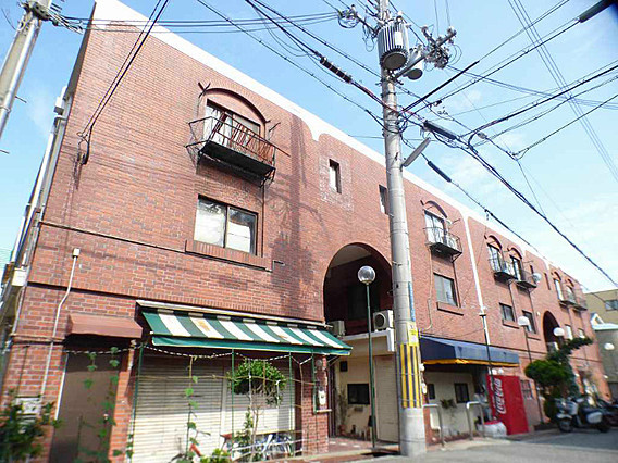 グランビア灘の外観