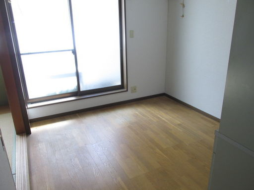 エムコーポの居間・リビング