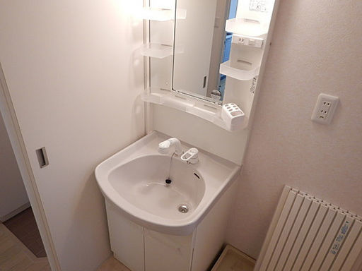 ラ・クエスタ岡本の洗面所