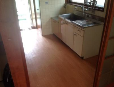 大東町アパートのキッチン