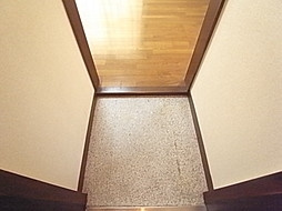 チェリー六甲の玄関