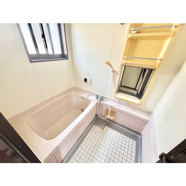 スリール灘南の浴室