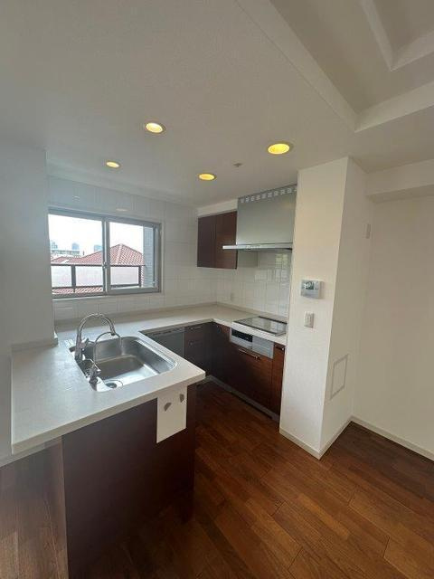 ロジュマン住吉山手のキッチン