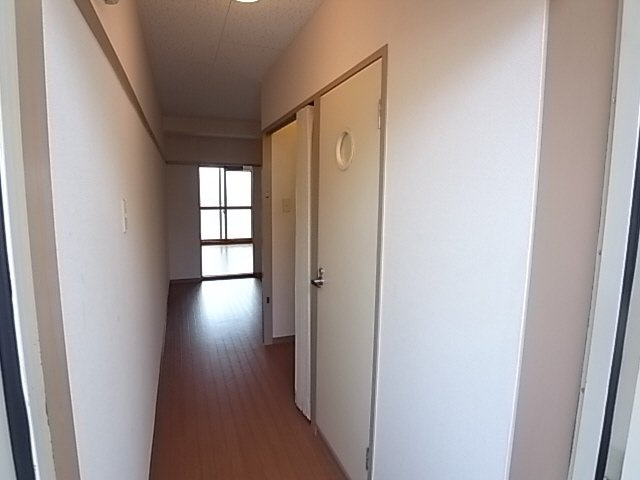 ロイヤル住吉の玄関