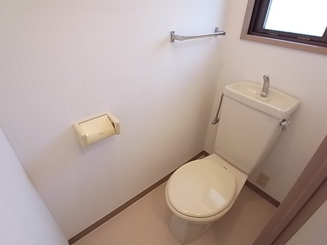 ロイヤル住吉のトイレ