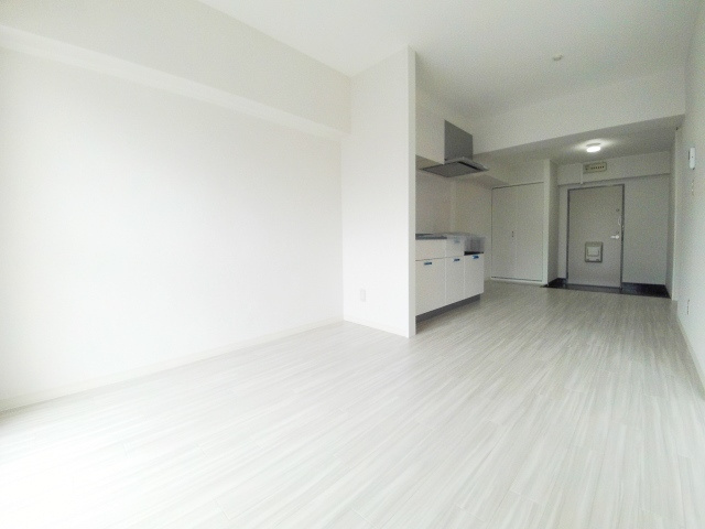 松原ハイツの居間・リビング