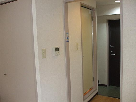 メゾン光陽の玄関