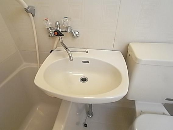 アクティ本山の洗面所