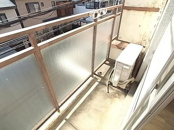 アクティ本山のバルコニー