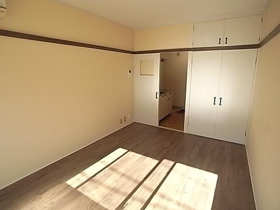 アクティ本山の居間・リビング