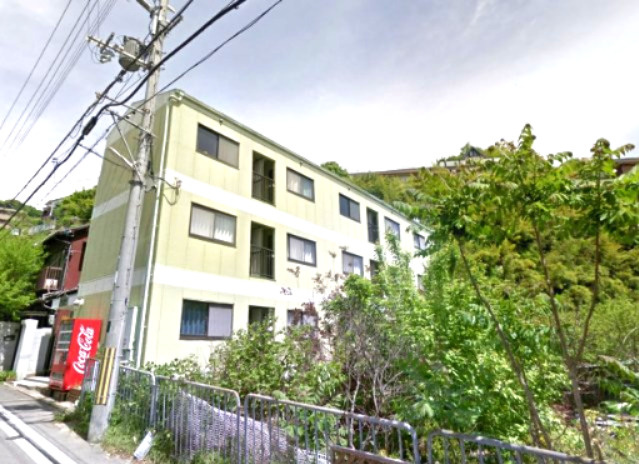 ローズコート諏訪山の外観