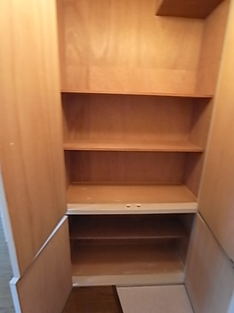 ローズコート諏訪山の玄関