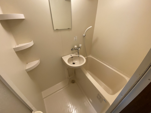 グローリーメゾンの浴室