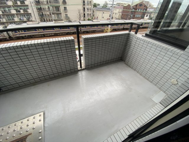 エメロード翠ヶ丘のバルコニー