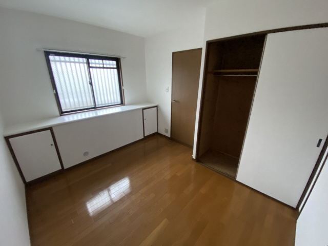 エメロード翠ヶ丘の居間・リビング