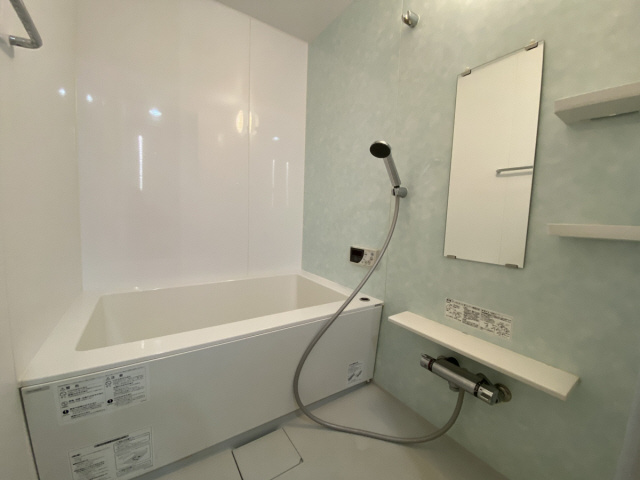 エメロード翠ヶ丘の浴室