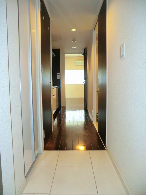 ジークレフ神戸元町の玄関|落ち着いた玄関です