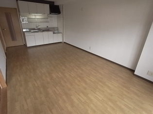 フロレセール南六甲の居間・リビング