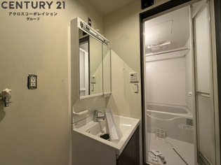 三面鏡付洗面化粧台です！
