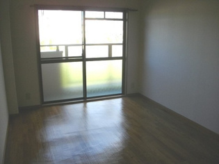 エアコン付きで快適に過ごせます！