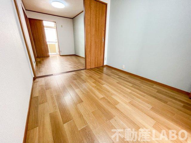 ハイツ平野駅前の居間・リビング