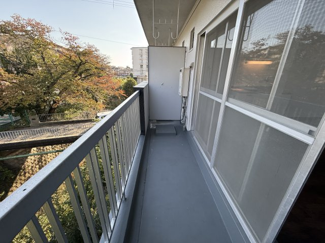 ハイツ泉ヶ丘のバルコニー