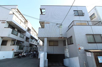 【エントランス】 | 郡家シャトルマンション4号棟