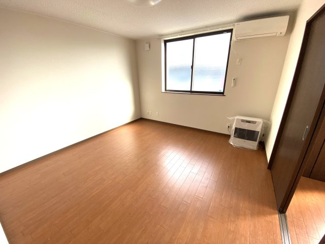 ハッピーロードBの居間・リビング