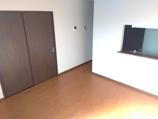 ハッピーロードBの居間・リビング