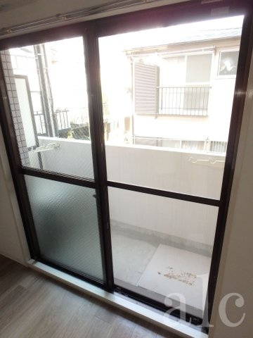 スカイコート新中野のバルコニー