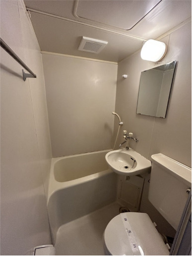 スカイコート新中野の浴室